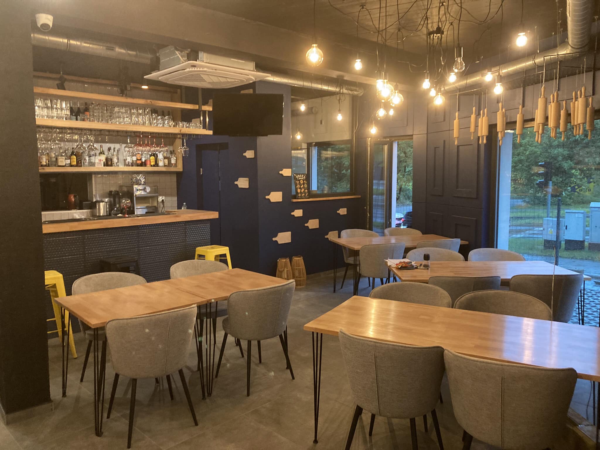 Wnętrze restauracji Sąsiedzka 84